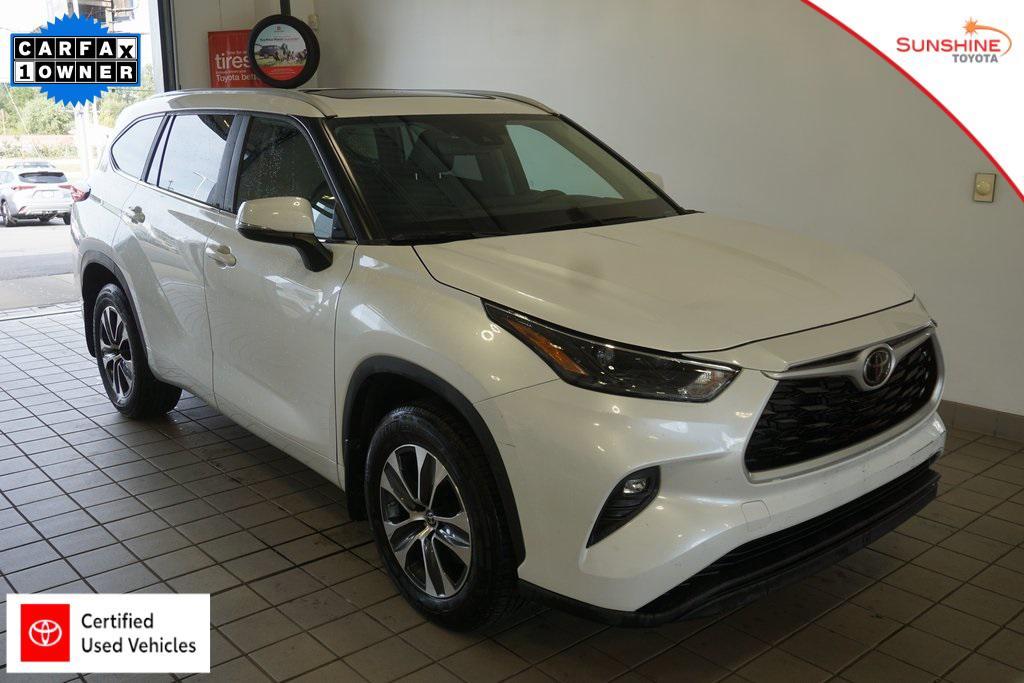 used 2023 Toyota Highlander car, priced at $39,975