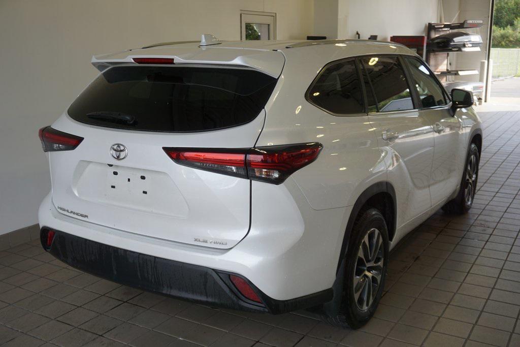 used 2023 Toyota Highlander car, priced at $38,673