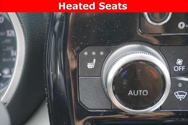 used 2020 Toyota Highlander car, priced at $29,727
