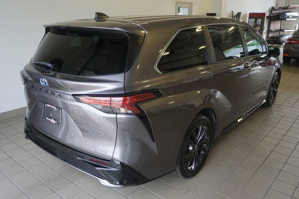 used 2021 Toyota Sienna car, priced at $38,696