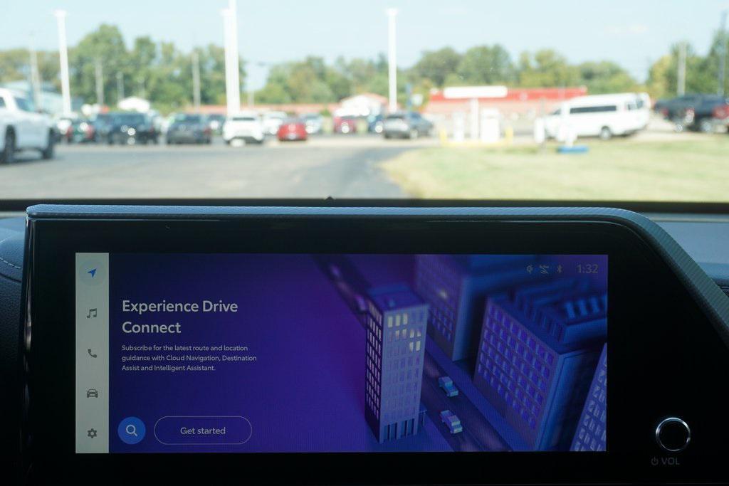 used 2024 Toyota Highlander Hybrid car, priced at $54,701