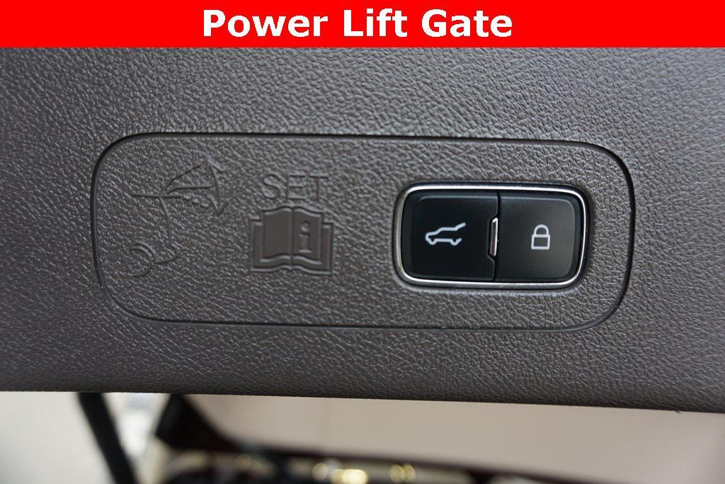 used 2022 Lincoln Aviator car, priced at $38,876