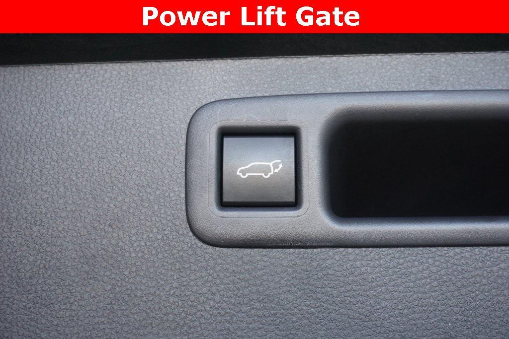 used 2024 Toyota Highlander car, priced at $38,476