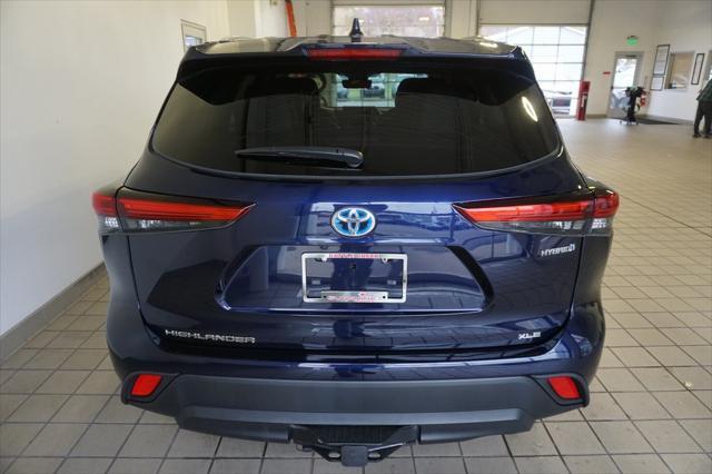 used 2022 Toyota Highlander Hybrid car, priced at $42,512