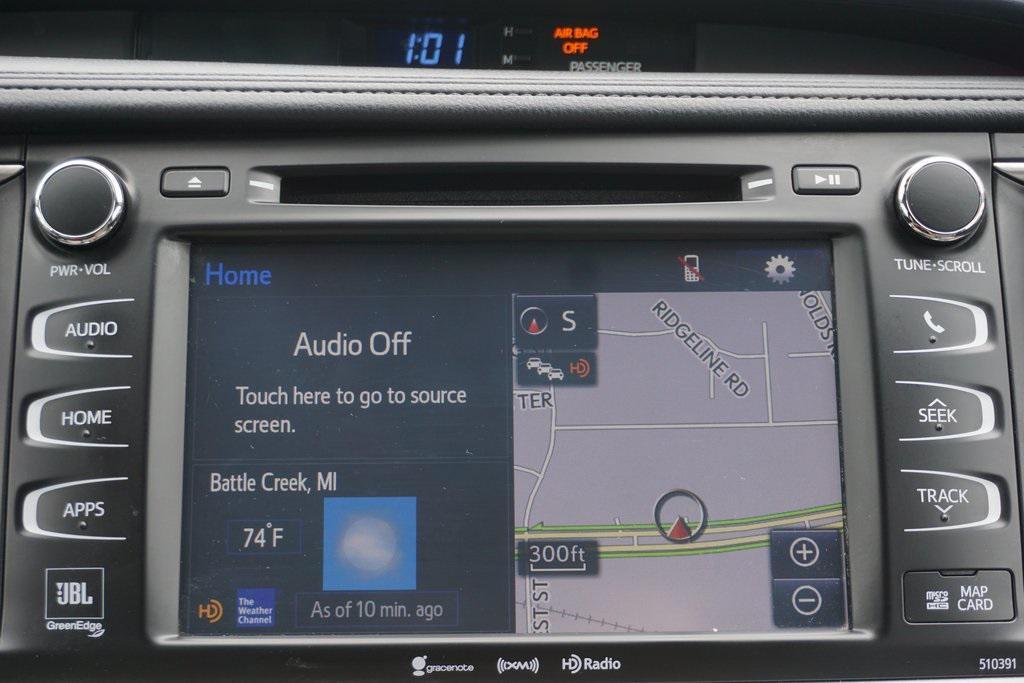 used 2019 Toyota Highlander Hybrid car, priced at $21,377