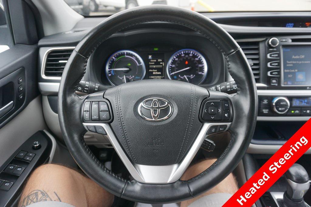 used 2019 Toyota Highlander Hybrid car, priced at $21,377