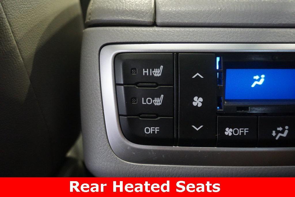 used 2019 Toyota Highlander Hybrid car, priced at $21,377