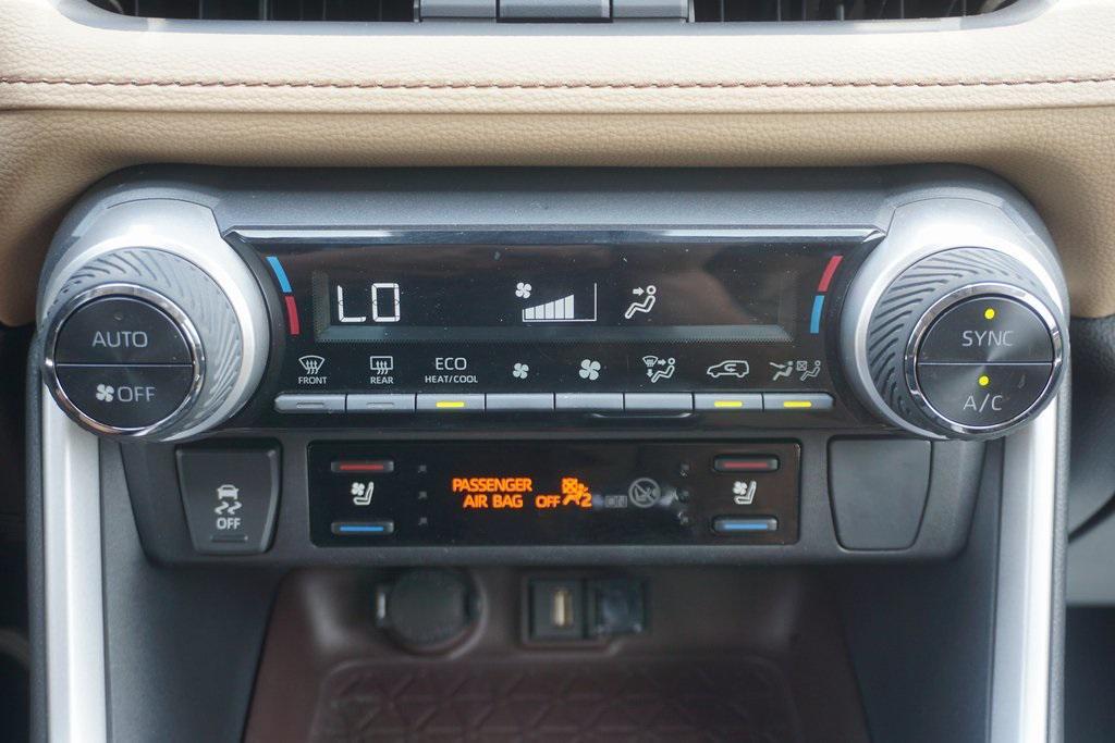 used 2022 Toyota RAV4 Hybrid car, priced at $33,201