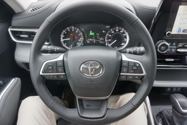 used 2023 Toyota Highlander car, priced at $39,896