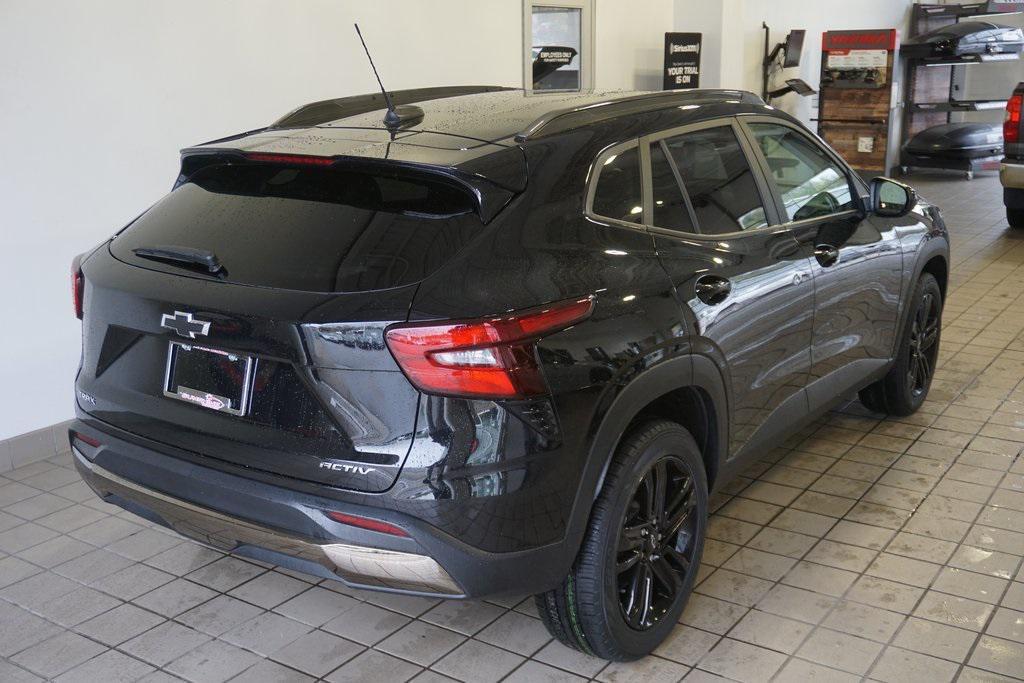 used 2024 Chevrolet Trax car, priced at $22,347