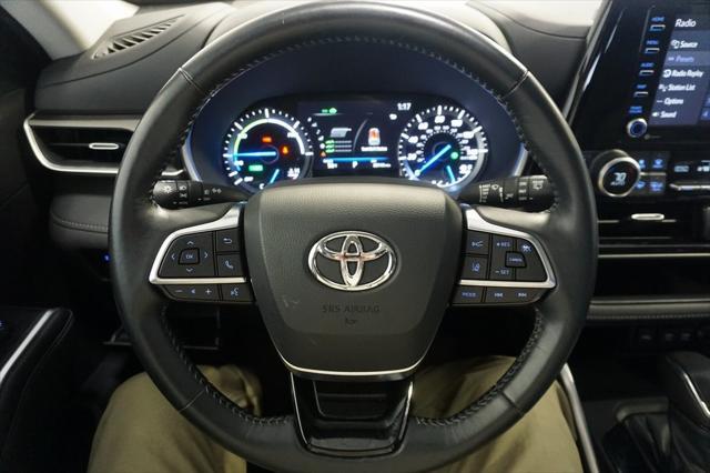 used 2021 Toyota Highlander Hybrid car, priced at $33,978