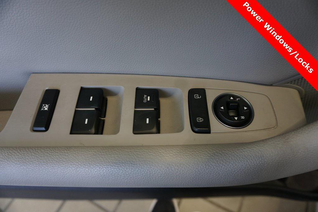 used 2016 Hyundai Sonata Hybrid car, priced at $14,691