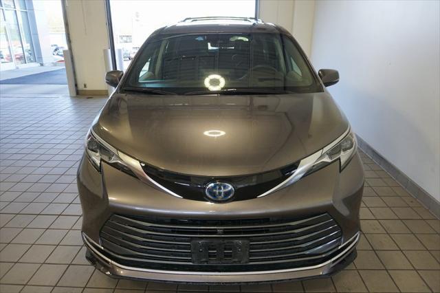 used 2021 Toyota Sienna car, priced at $51,543