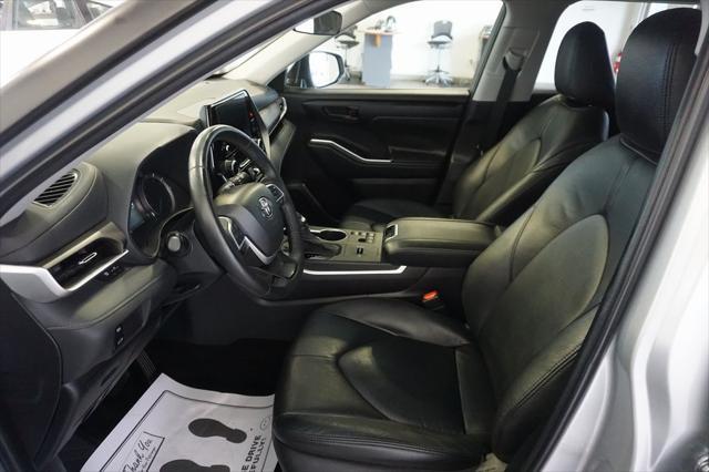 used 2023 Toyota Highlander Hybrid car, priced at $36,344