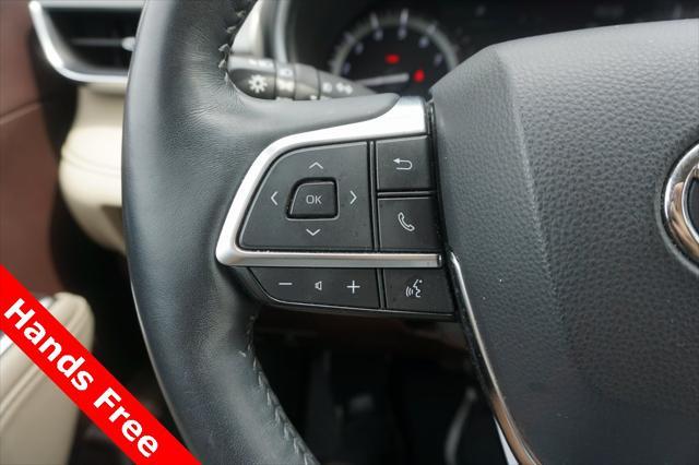 used 2021 Toyota Highlander car, priced at $38,305