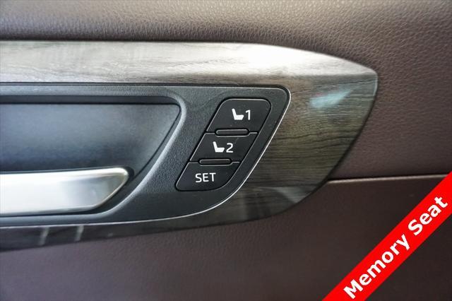 used 2021 Toyota Highlander car, priced at $38,305