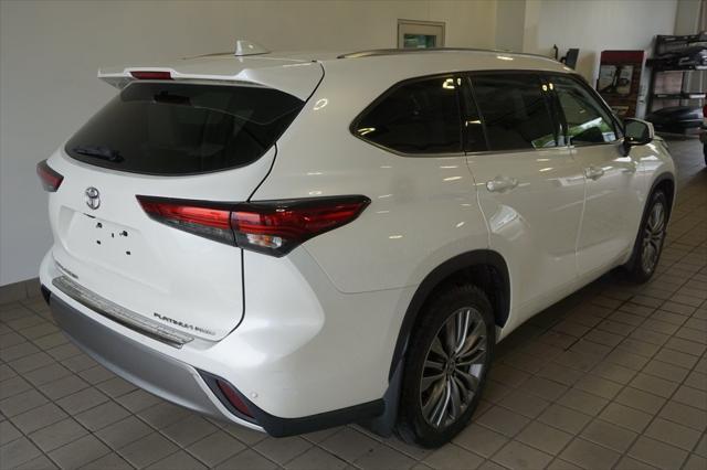 used 2021 Toyota Highlander car, priced at $38,305