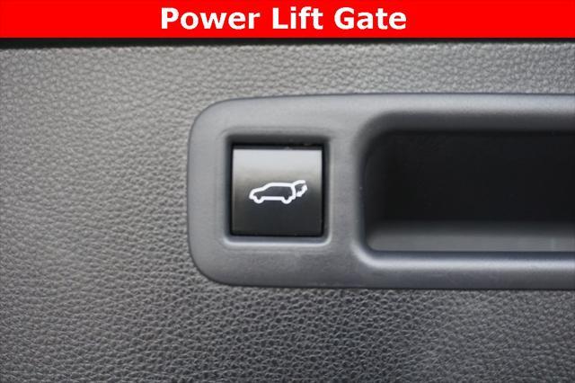 used 2023 Toyota Highlander Hybrid car, priced at $38,992