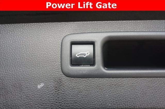 used 2021 Toyota Highlander car, priced at $36,527