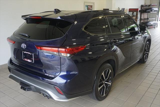 used 2021 Toyota Highlander car, priced at $36,527