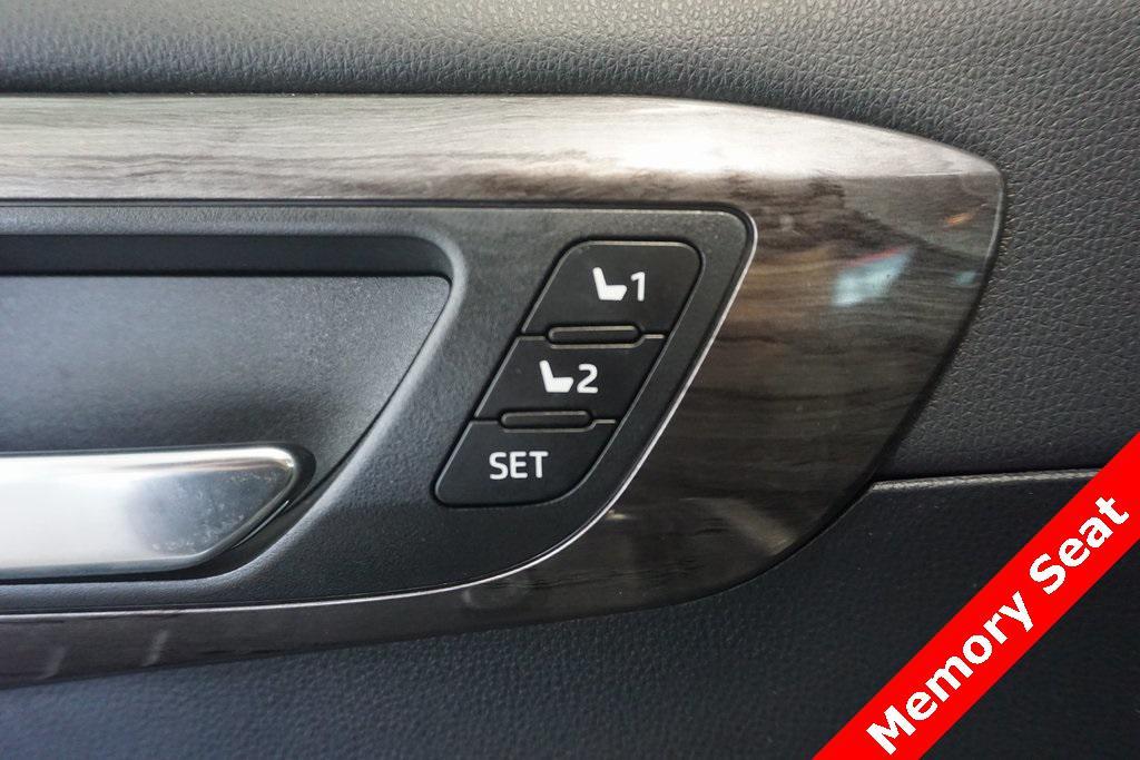 used 2021 Toyota Highlander car, priced at $38,330