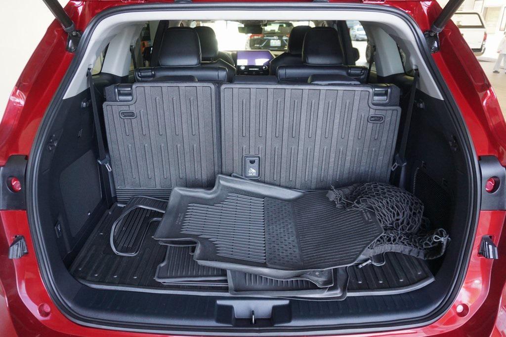 used 2023 Toyota Highlander Hybrid car, priced at $46,837