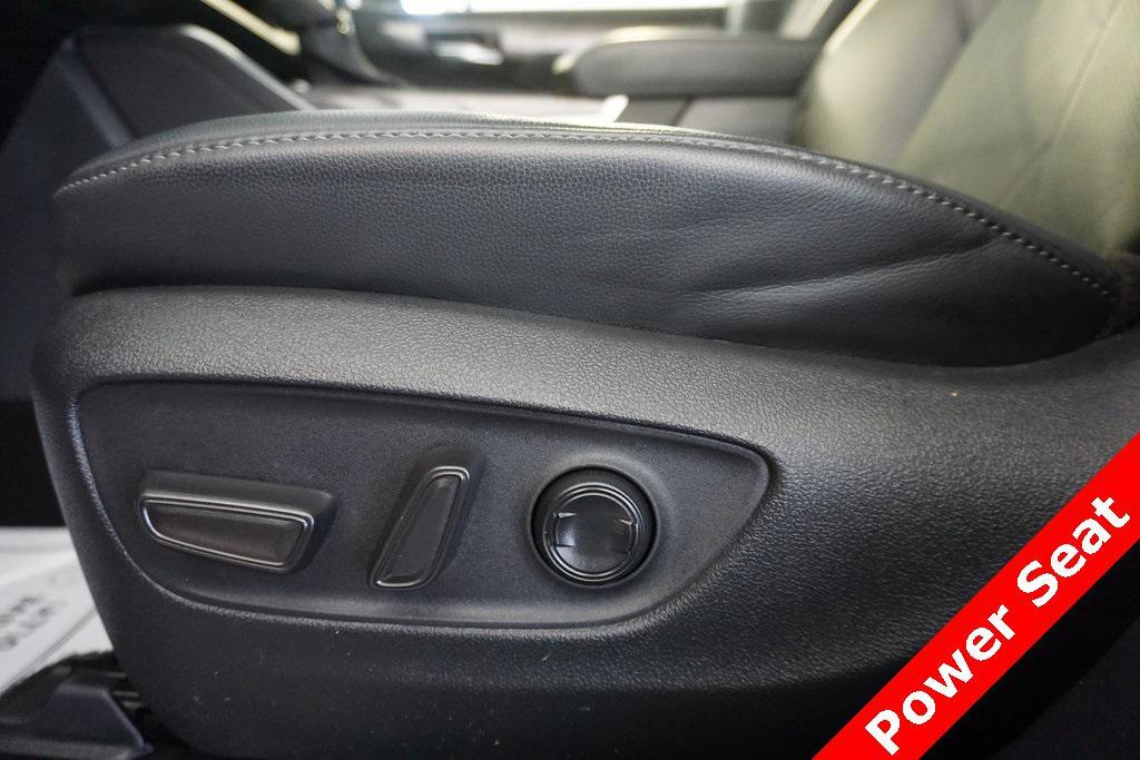 used 2023 Toyota Highlander Hybrid car, priced at $46,837