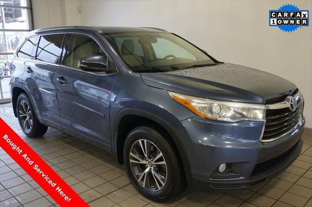 used 2016 Toyota Highlander car, priced at $21,999