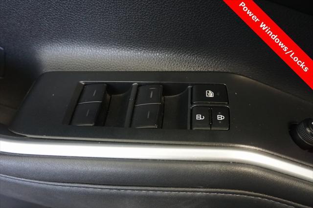 used 2022 Toyota Highlander car, priced at $31,497