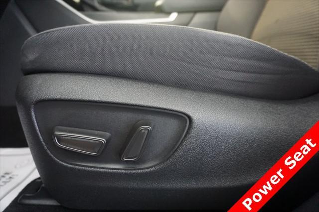 used 2022 Toyota Highlander car, priced at $31,497