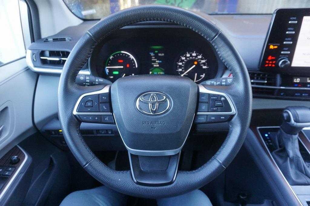used 2024 Toyota Sienna car, priced at $43,990