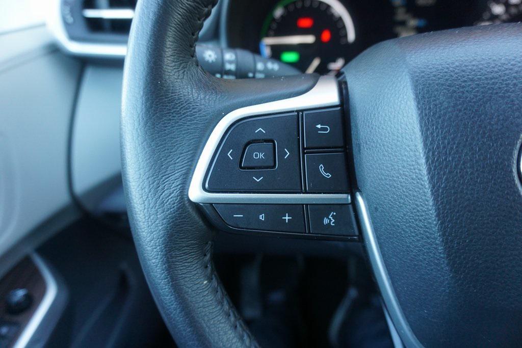 used 2024 Toyota Sienna car, priced at $43,990