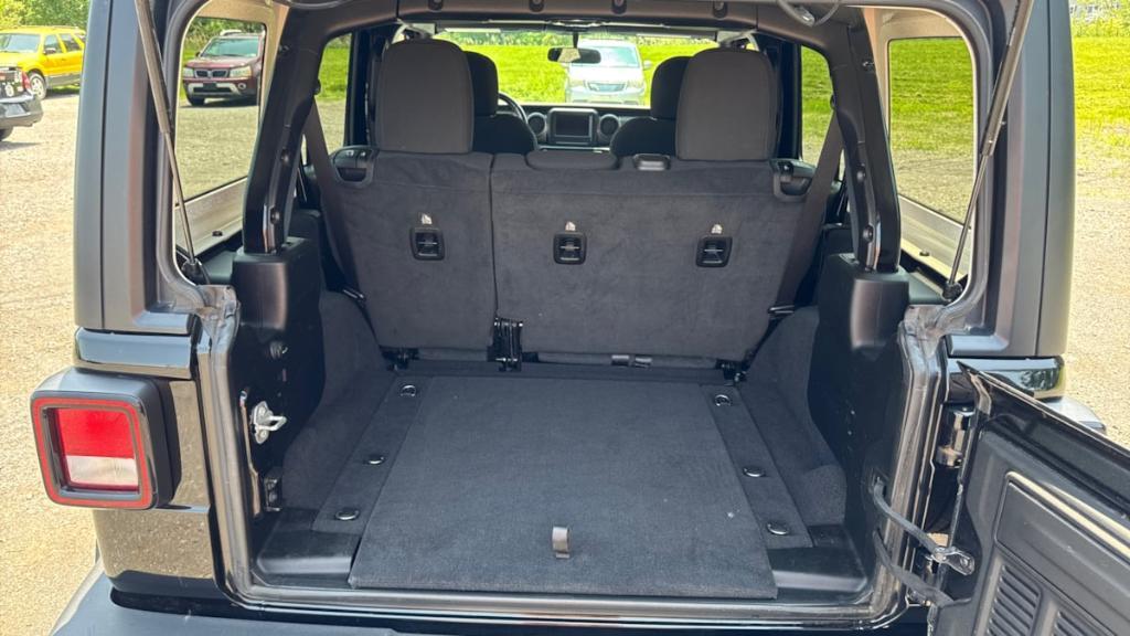 used 2021 Jeep Wrangler Unlimited car, priced at $28,995