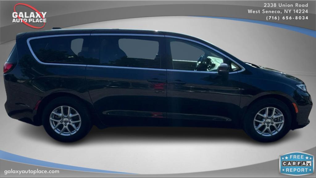 used 2023 Chrysler Pacifica car, priced at $23,695