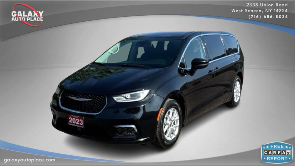 used 2023 Chrysler Pacifica car, priced at $23,695