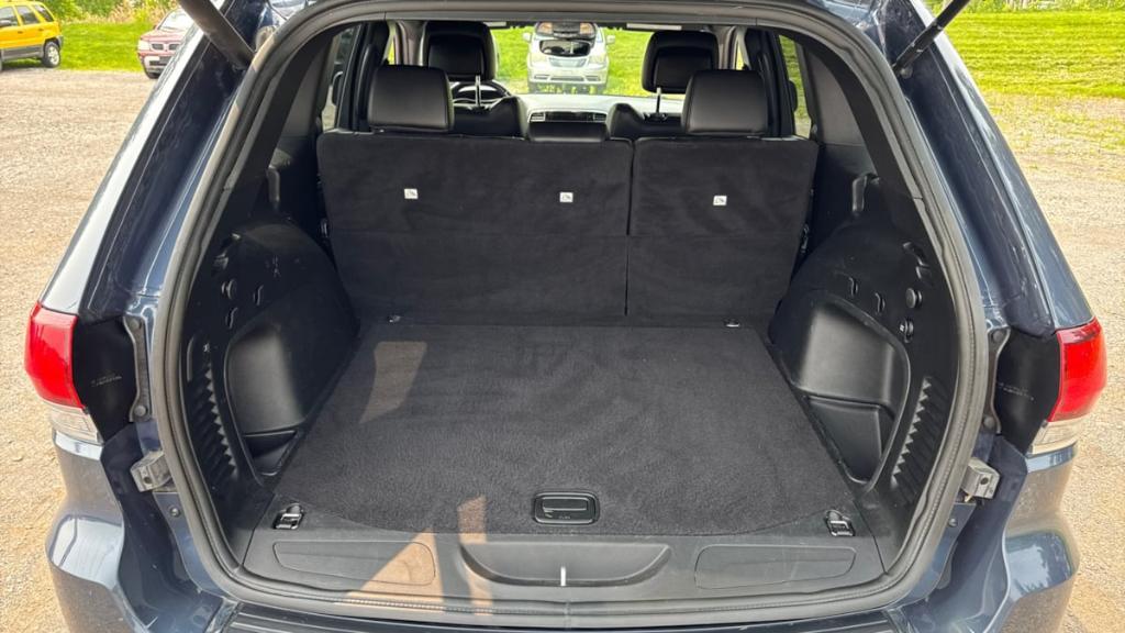 used 2021 Jeep Grand Cherokee car, priced at $25,995