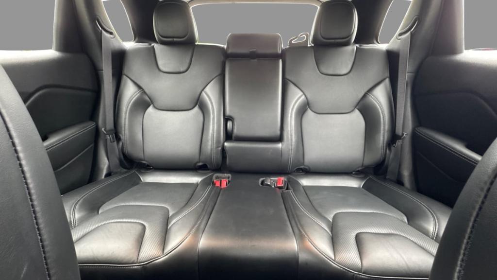 used 2020 Jeep Cherokee car, priced at $19,495