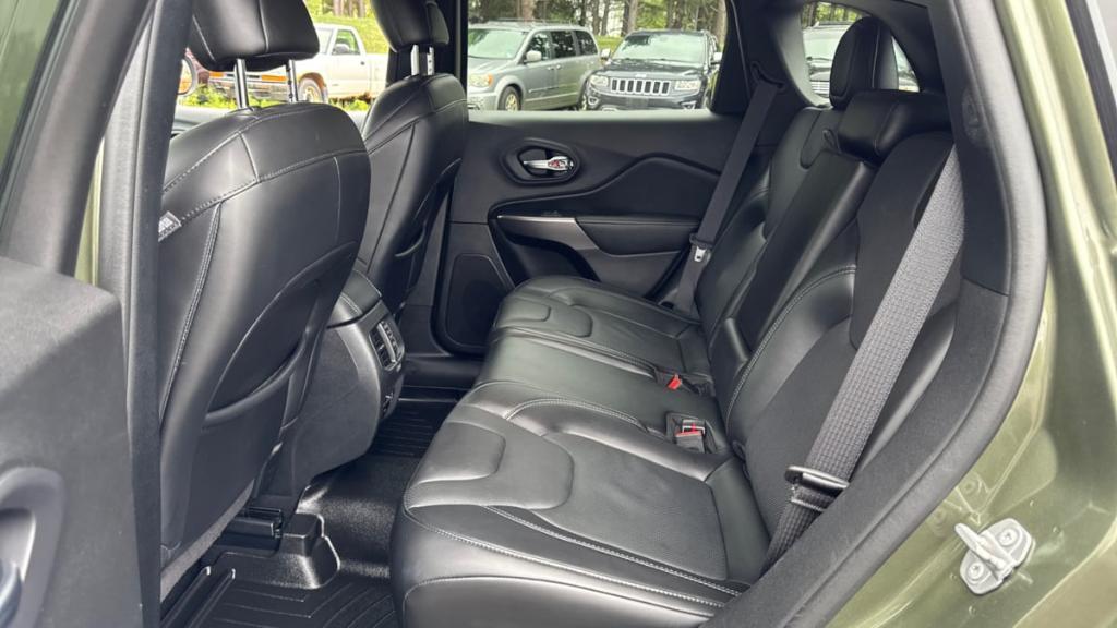 used 2020 Jeep Cherokee car, priced at $19,495