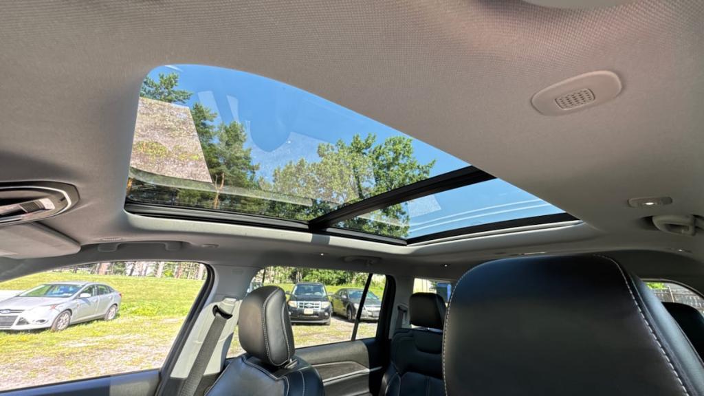 used 2021 Jeep Grand Cherokee L car, priced at $30,995