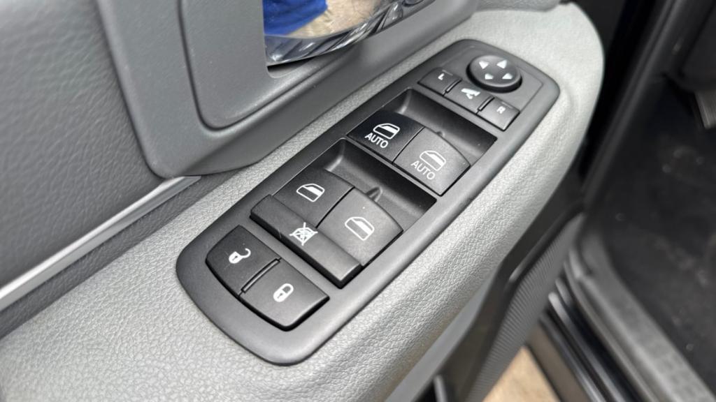 used 2019 Ram 1500 Classic car, priced at $24,895