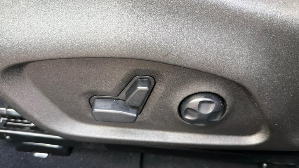 used 2021 Jeep Renegade car, priced at $20,495