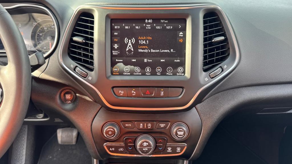 used 2023 Jeep Cherokee car, priced at $23,495