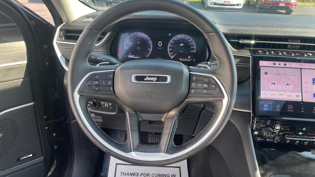 used 2022 Jeep Grand Cherokee car, priced at $32,995