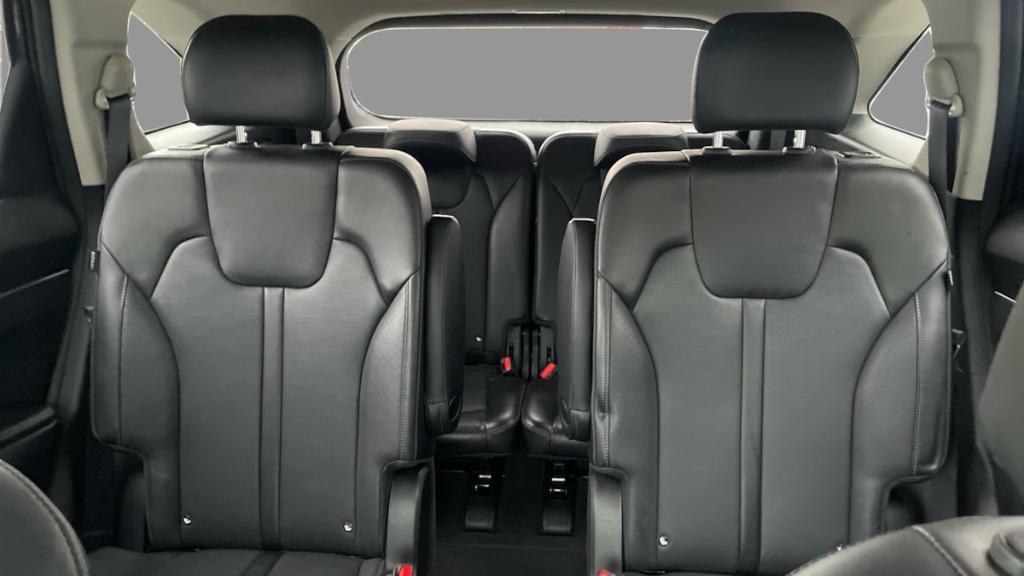 used 2024 Kia Sorento car, priced at $32,495