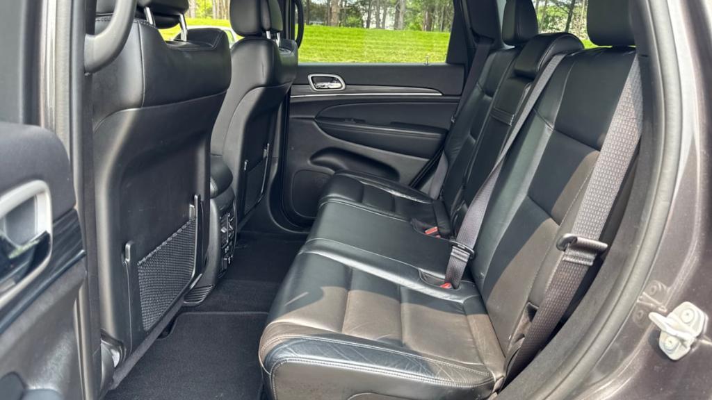 used 2021 Jeep Grand Cherokee car, priced at $25,995