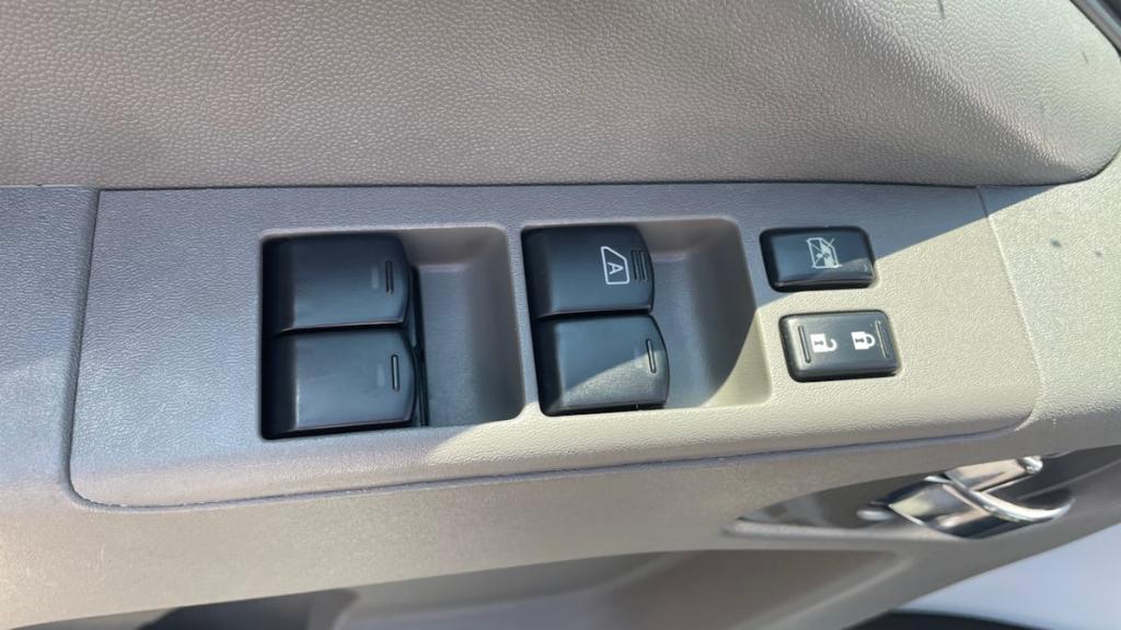 used 2021 Nissan Frontier car, priced at $25,995