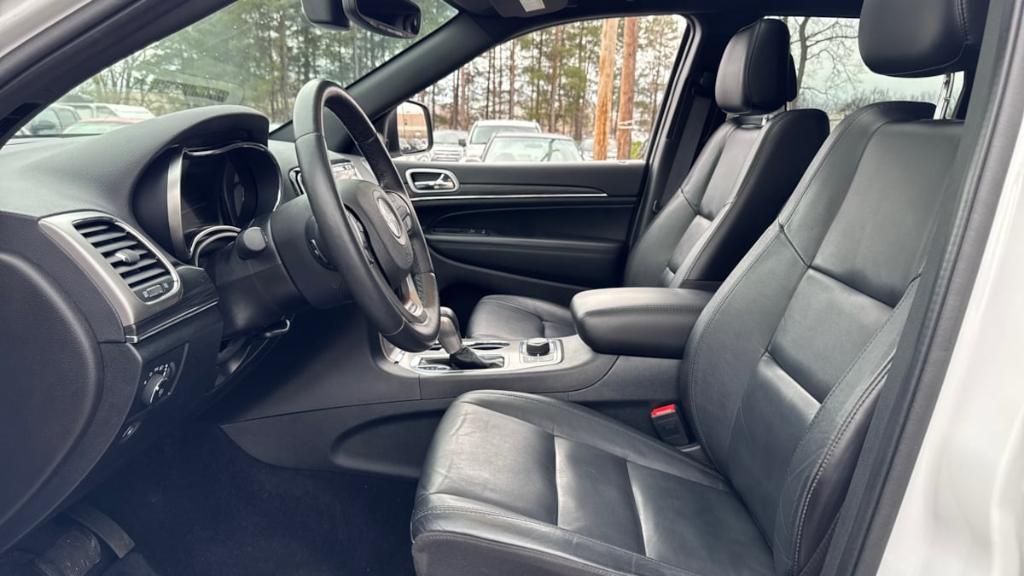 used 2022 Jeep Grand Cherokee WK car, priced at $29,995