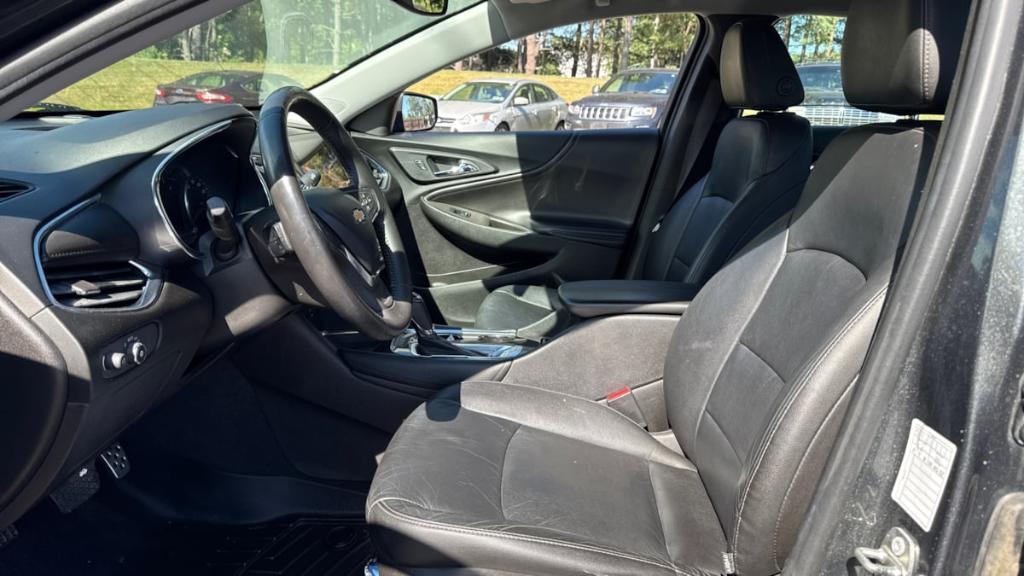 used 2017 Chevrolet Malibu car, priced at $13,395