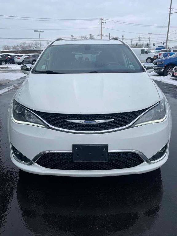 used 2018 Chrysler Pacifica car, priced at $17,995