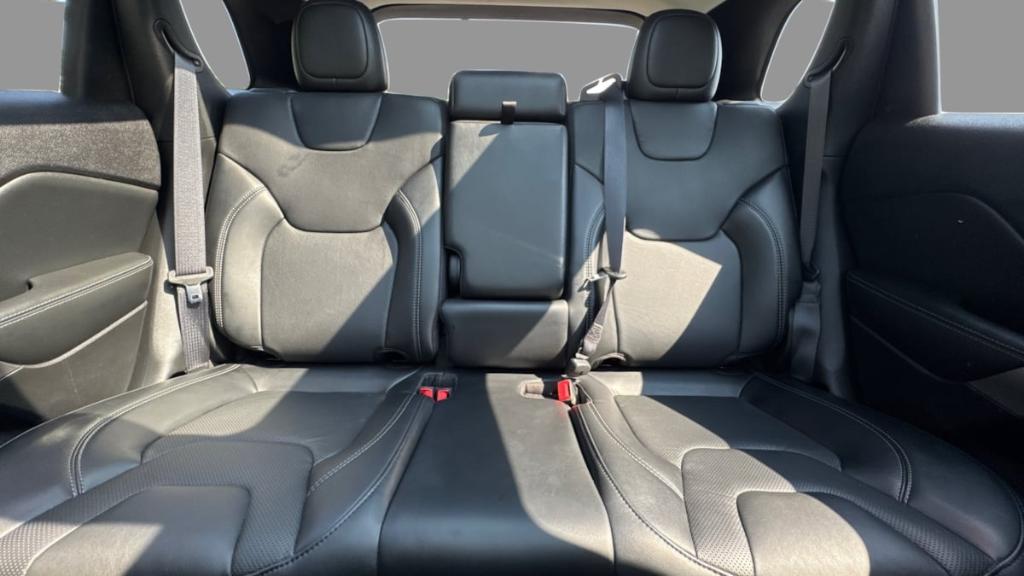 used 2021 Jeep Cherokee car, priced at $23,295